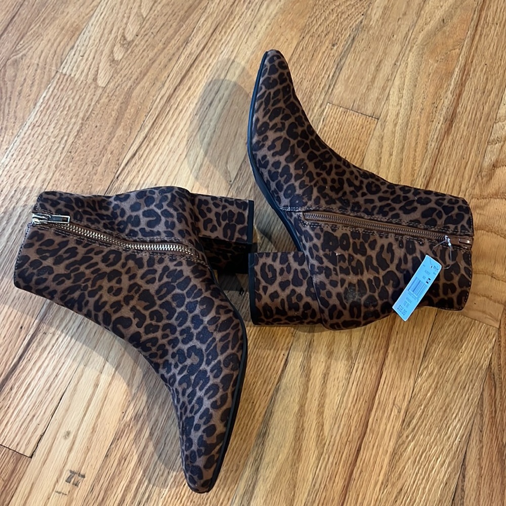 new with tags heeled boots / booties - Picture 4 of 7
